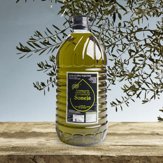 Caja de 3 garrafas de aceite oliva virgen extra 5 litros. La garrafa sale a 26,50 €